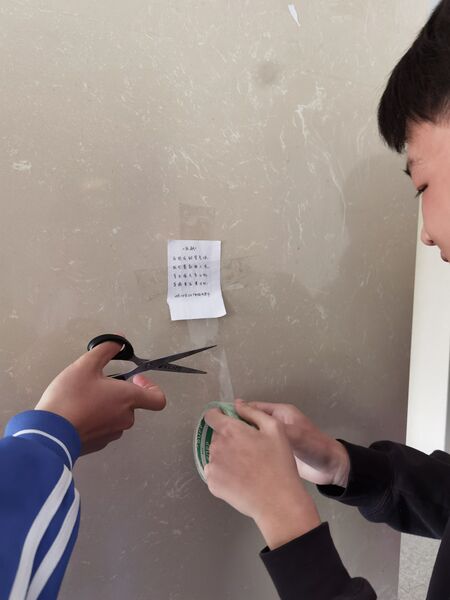文件:贴狂飚现场.jpg